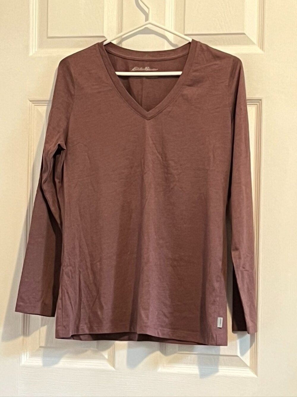 Eddie Bauer long sleeve v-neck t-shirt